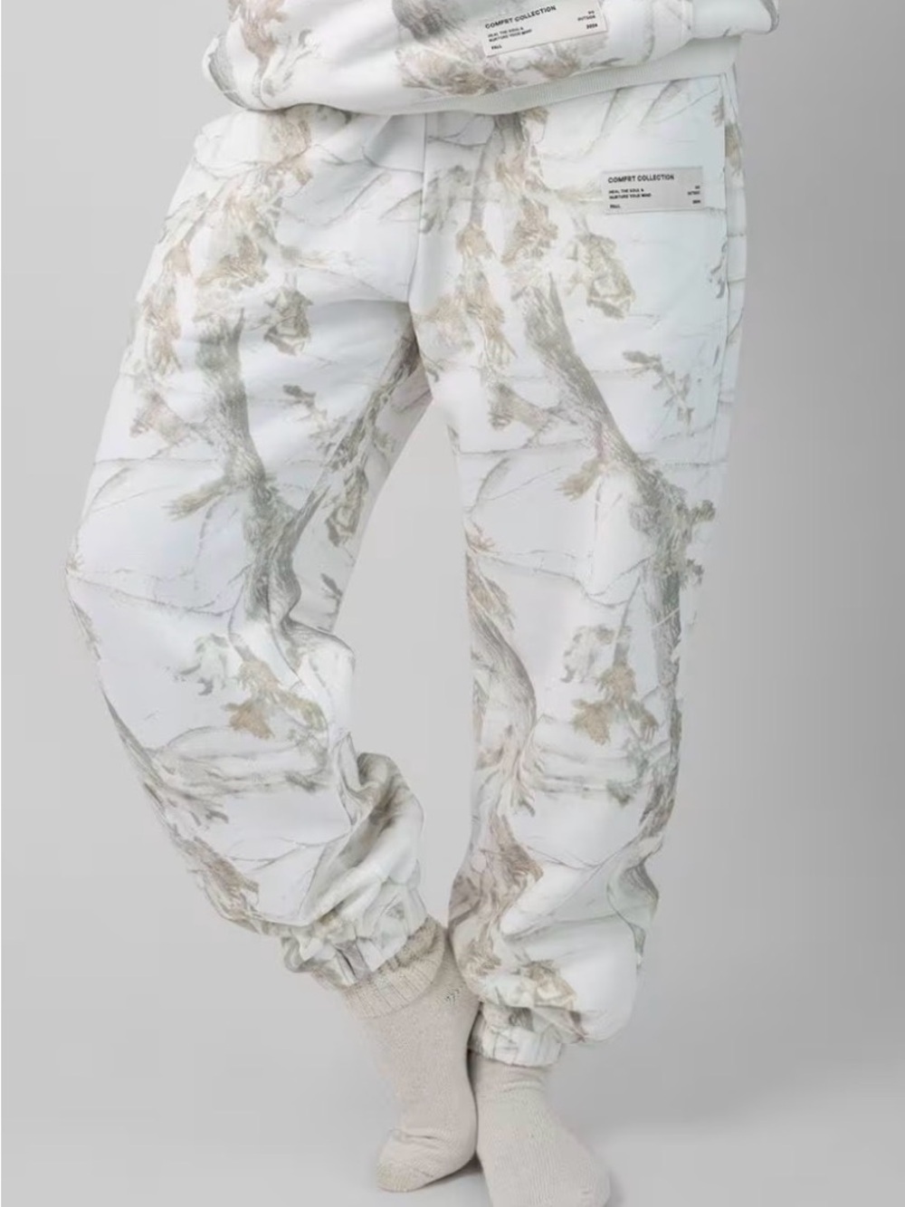 COMFRT Women’s Camo Weighted Sweat Pants Size Medium